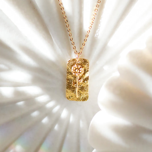 Birth Flower Necklace - April - Daisy